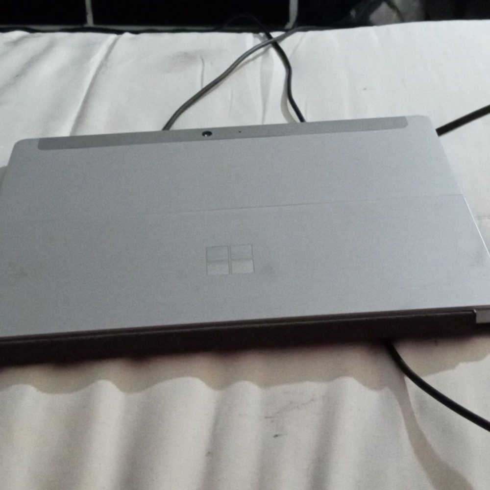 Microsoft surface pro 64 gb